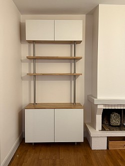 Meuble Ch&ecirc;ne porte m&eacute;lamin&eacute; et tube inox